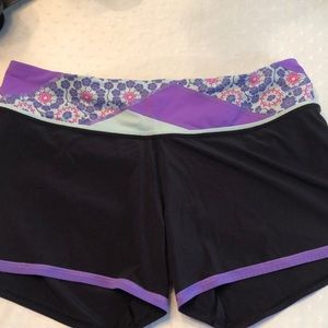 Lululemon Speed Shorts 4 inch inseam size 10